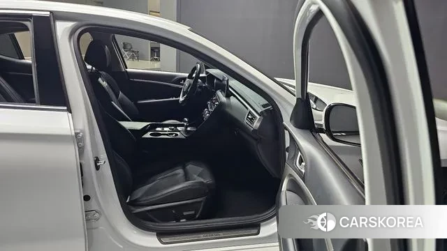 Genesis G70 id 3084782 из Кореи 8