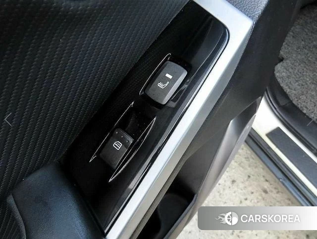 Ssangyong New Style Korando C id 4325595 из Кореи 8