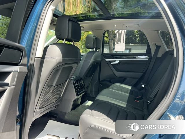 Volkswagen Touareg id 4211570 из Китая 8