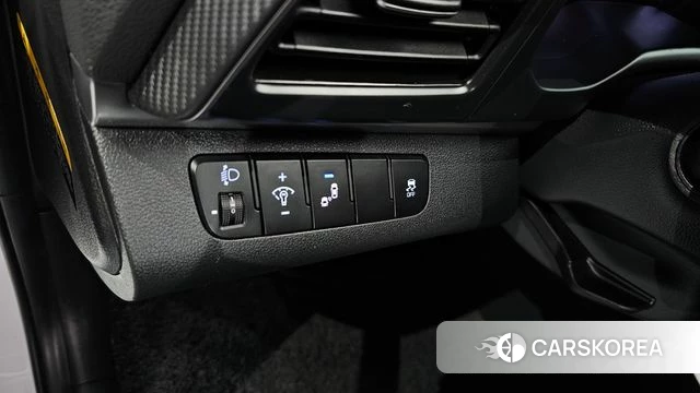 Hyundai The New Avante AD id 3965974 из Кореи 8