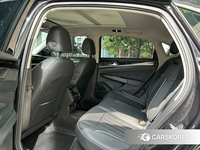 Volkswagen Passat id 4393144 из Китая 8