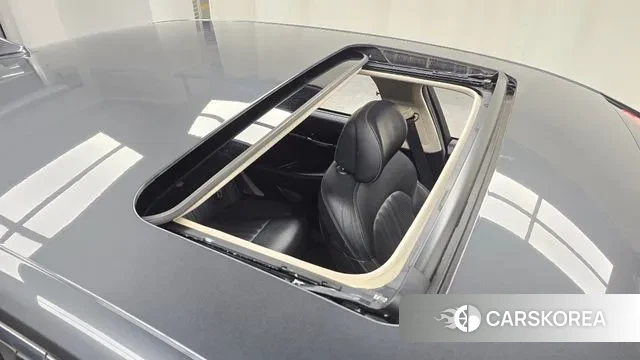 Genesis G90 id 3593186 из Кореи 8