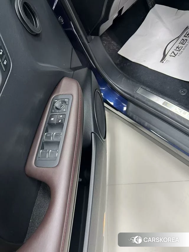 Lexus RX id 4259433 из Китая 8