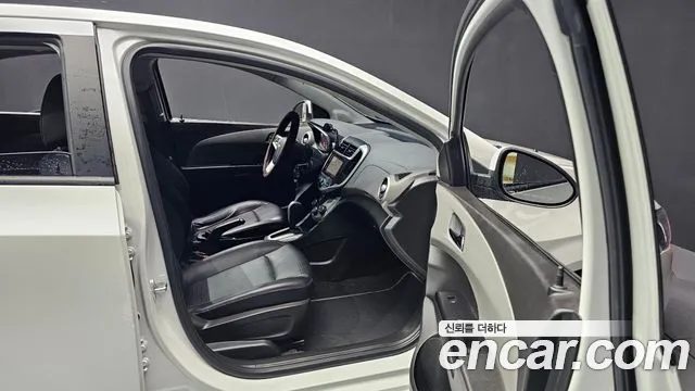 Chevrolet (GM Daewoo) The New Aveo Sedan id 2855756 из Кореи 8