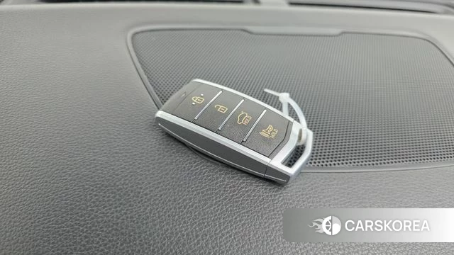 Genesis G80 id 4557646 из Кореи 8
