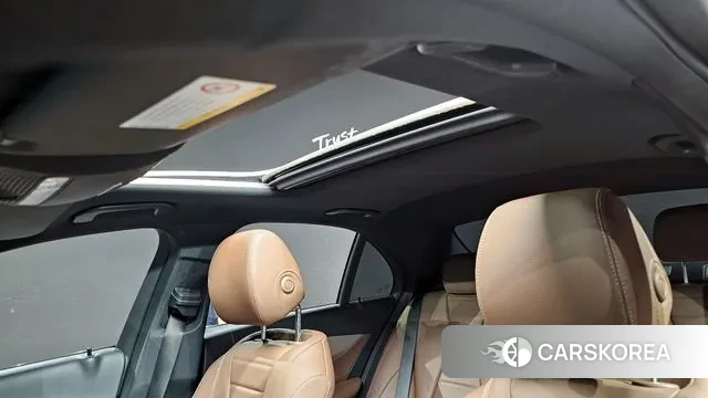 Mercedes-Benz E-Class W213 id 3220099 из Кореи 8