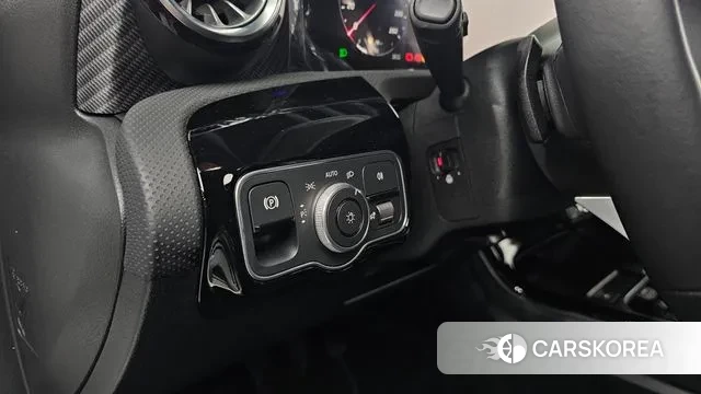 Mercedes-Benz A-Class W177 id 3653707 из Кореи 8