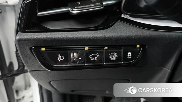 Kia Di Ol Nu Niro id 4752694 из Кореи 8