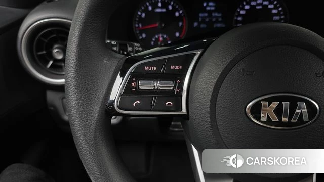 Kia Come New K3 id 4642606 из Кореи 8