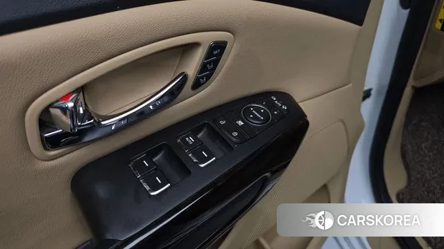 Kia The New Carnival id 3480151 из Кореи 8