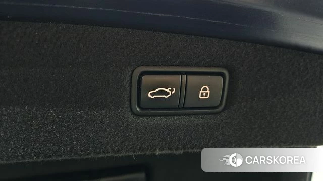 Genesis G90 id 4626000 из Кореи 8