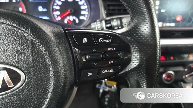Kia Stonic id 4755478 из Кореи 8