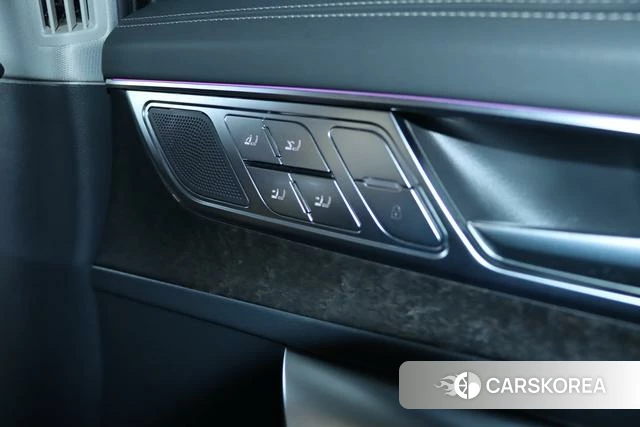 Audi A6L id 4259191 из Китая 8
