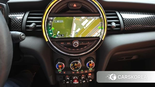 Mini Cooper S Convertible id 3936600 из Кореи 8