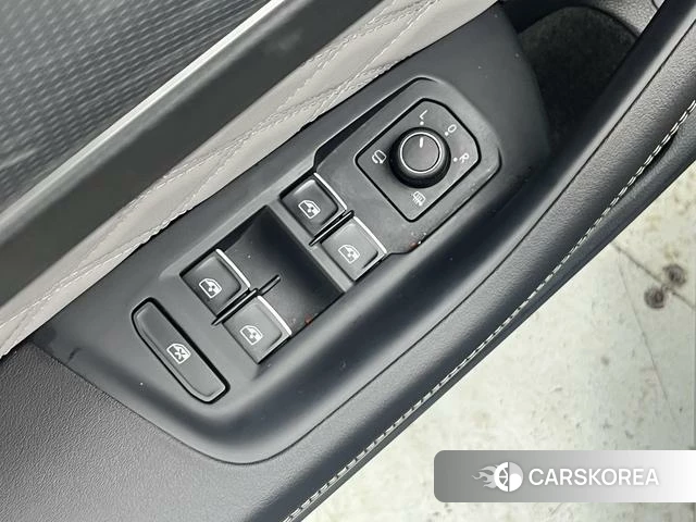 Volkswagen Magotan id 4271351 из Китая 8