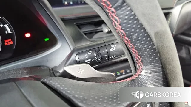 Lexus UX250h id 3503911 из Кореи 8