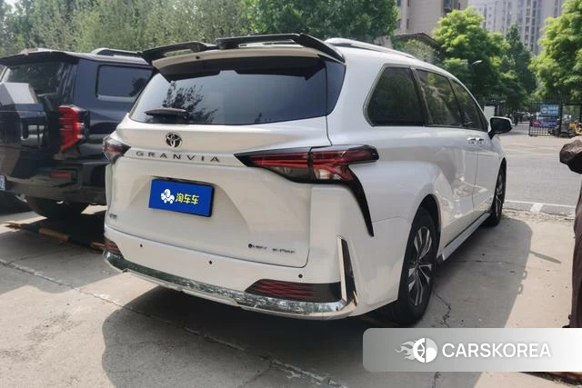 Toyota Grevia id 4314112 из Китая 8