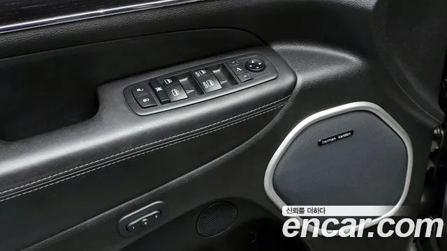 Jeep Grand Cherokee id 2876240 из Кореи 8