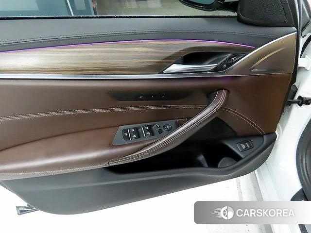 BMW 5 Series (G30) id 4770588 из Кореи 8