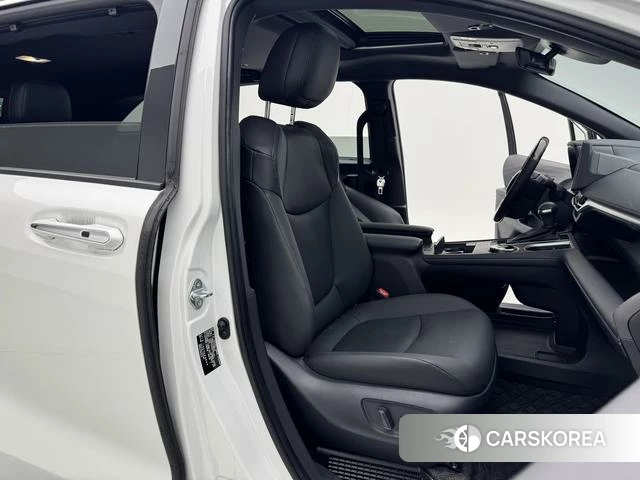Toyota Saina id 4236631 из Китая 8