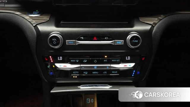 Ford Explorer 6th Generation id 3893169 из Кореи 8