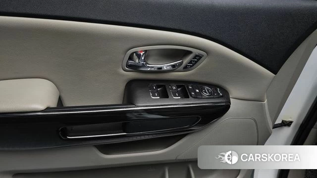 Kia The New Carnival id 4610172 из Кореи 8