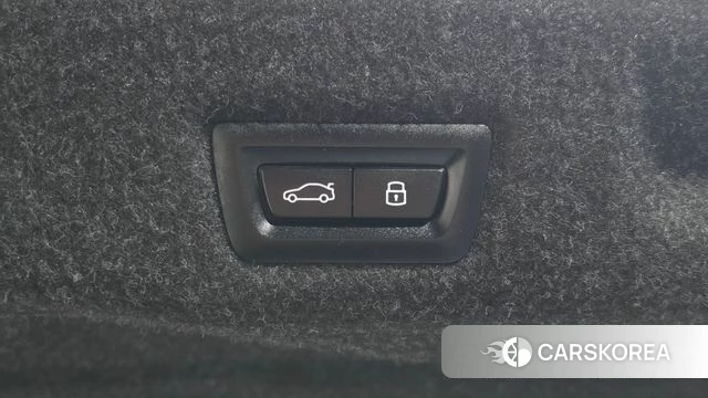 BMW 5 Series (G60) id 4853708 из Кореи 8