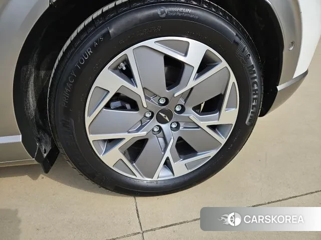 Genesis GV60 id 3680619 из Кореи 8