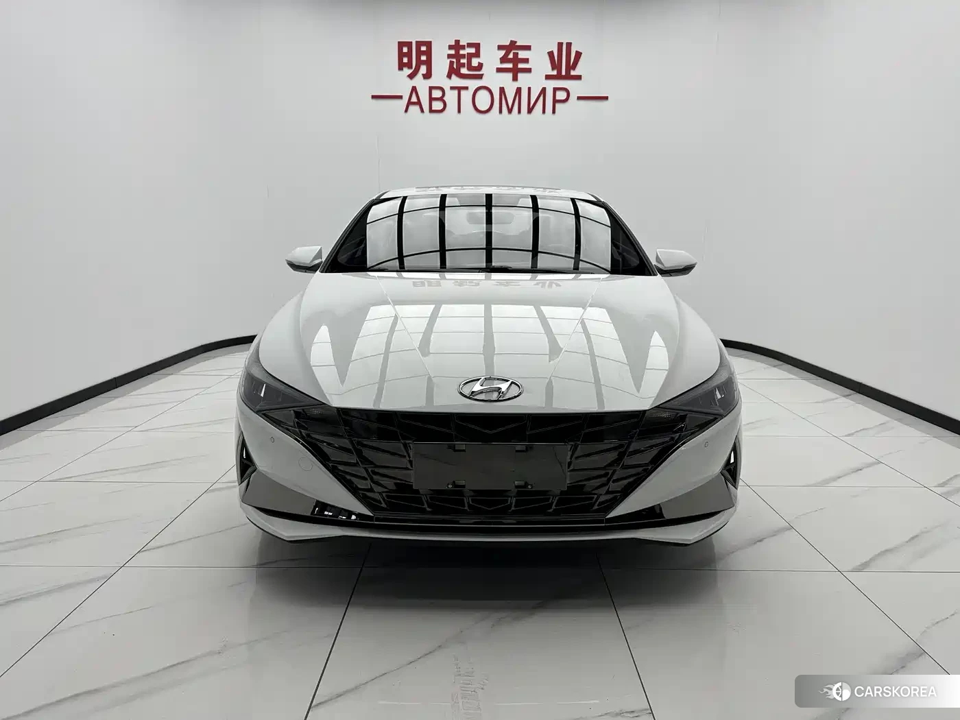 Hyundai Elantra id 4545588 из Китая 8