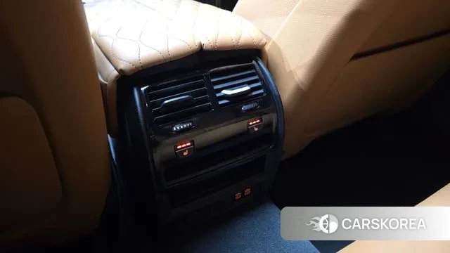 BMW 5 Series (G30) id 3437559 из Кореи 8