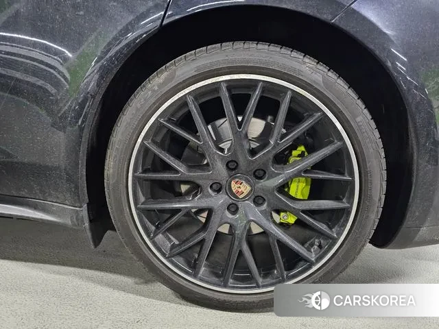 Porsche Panamera (971) id 3752952 из Кореи 8