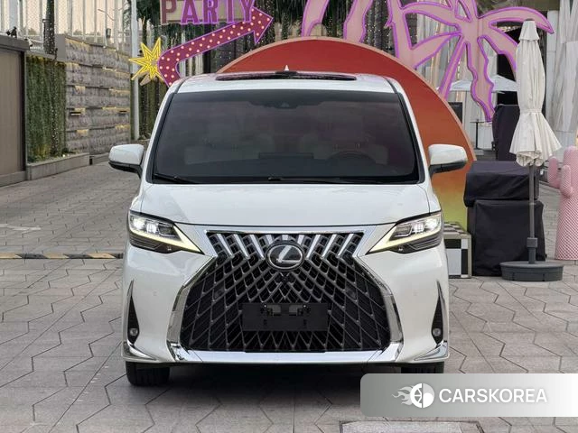 Lexus LM id 4307770 из Китая 8