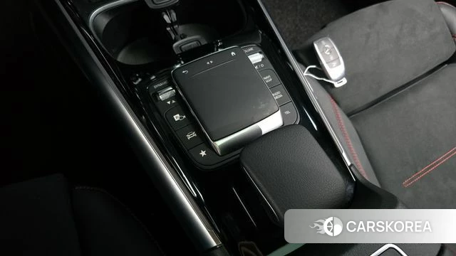 Mercedes-Benz GLA - Class H247 id 3891625 из Кореи 8