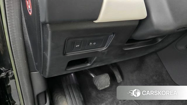 Land Rover Discovery 5 id 4763366 из Кореи 8