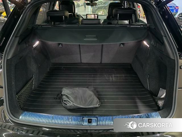Audi Q5L id 4329180 из Китая 8