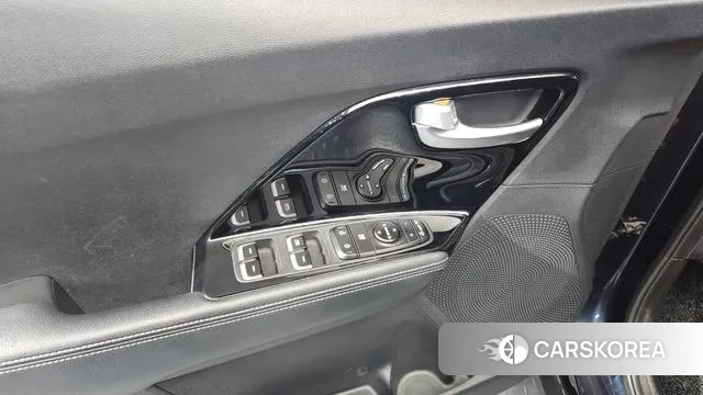 Kia Niro id 3408312 из Кореи 8