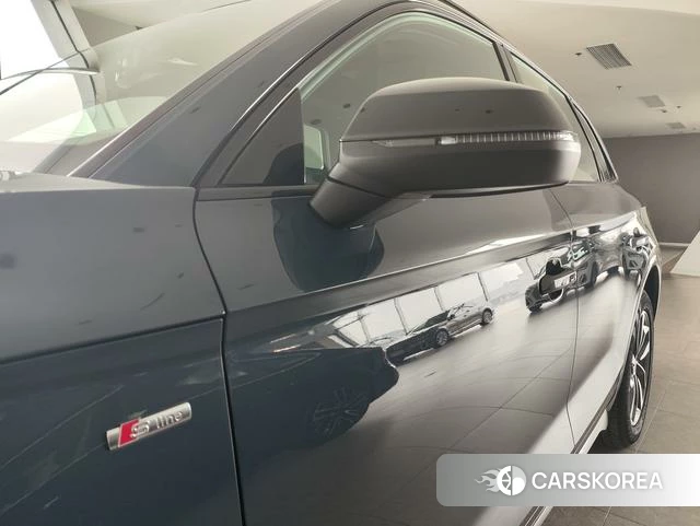 Audi Q5L id 4239913 из Китая 8