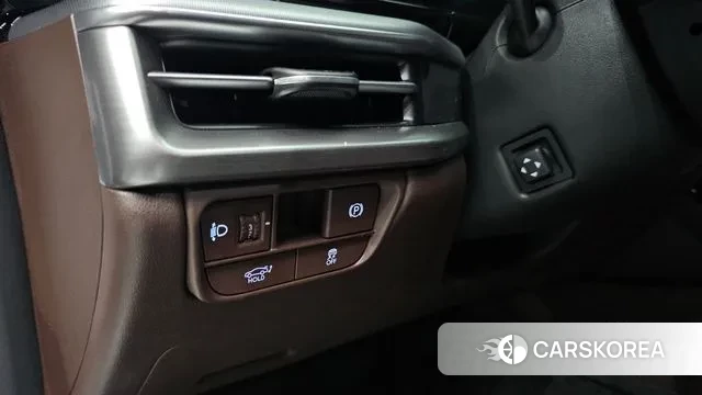 Hyundai Grandeur (GN7) id 3507737 из Кореи 8