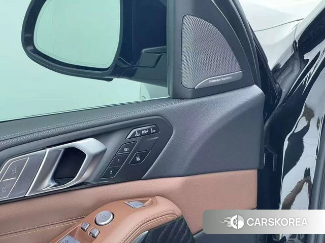 BMW X7 id 4257654 из Китая 8