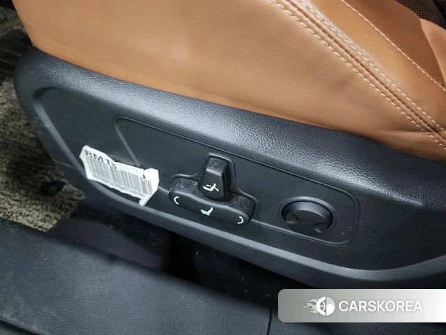 Ssangyong Torres id 4506556 из Кореи 8