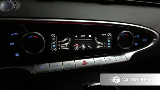 Genesis GV70 id 3343411 из Кореи 8