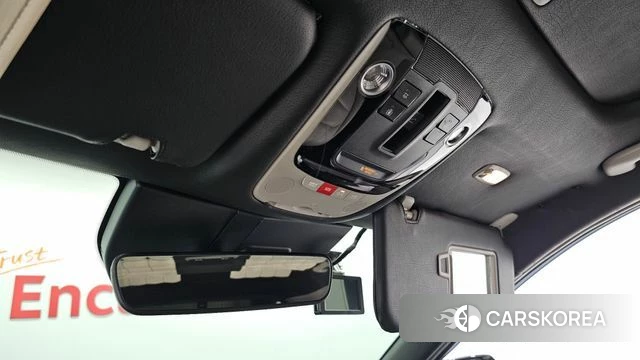 Kia Di Ol Nu Niro id 4489262 из Кореи 8