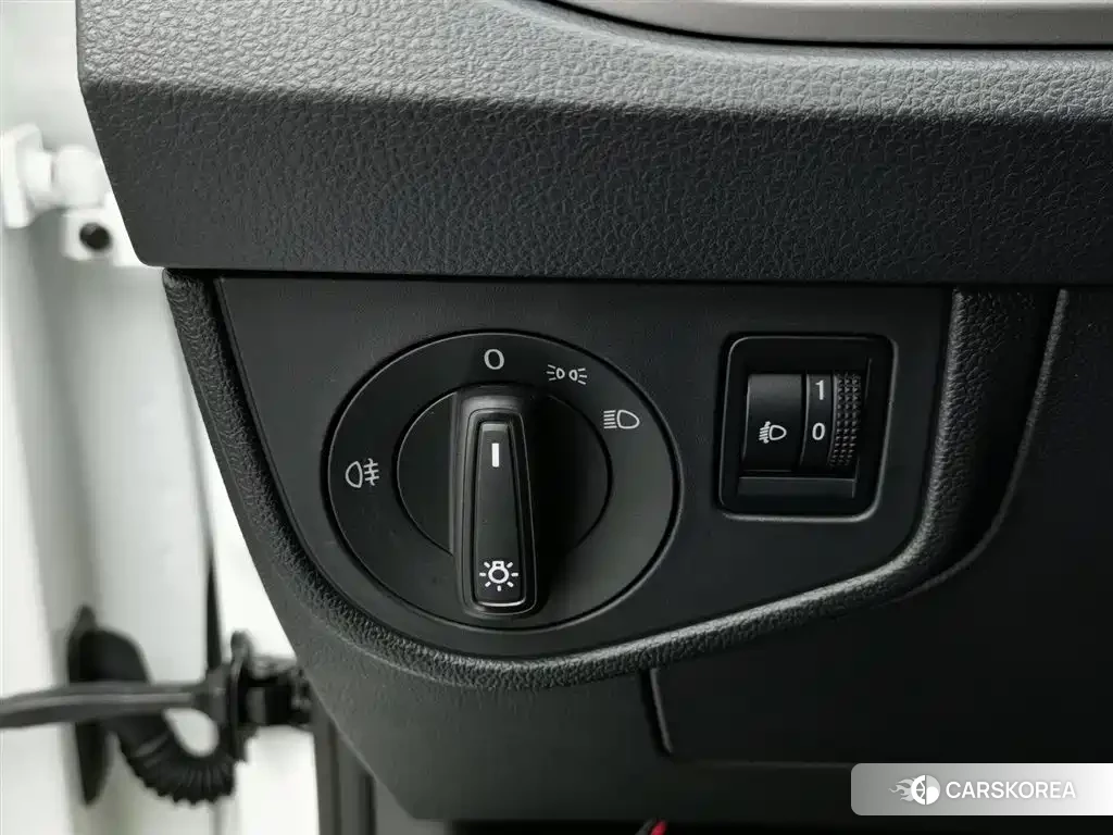 Volkswagen Polo id 4545693 из Китая 8
