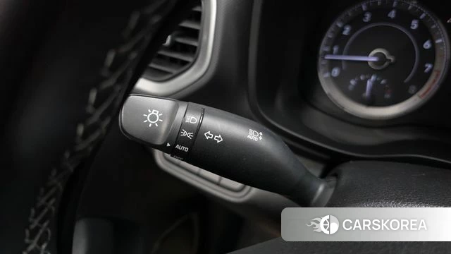 Hyundai Venue id 4894992 из Кореи 8