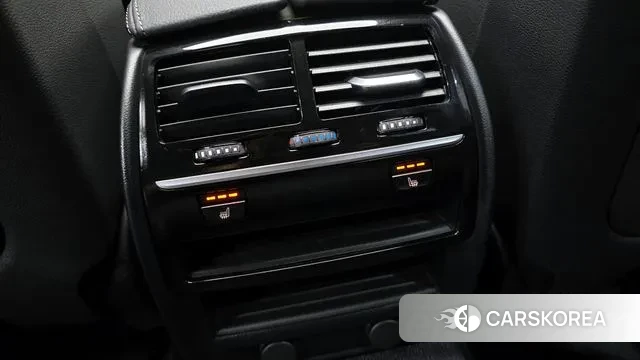 BMW 5 Series (G30) id 2976819 из Кореи 8