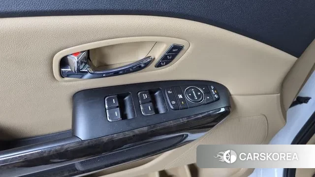 Kia The New Carnival id 3050198 из Кореи 8