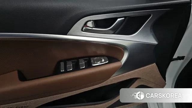 Genesis G70 id 3504670 из Кореи 8