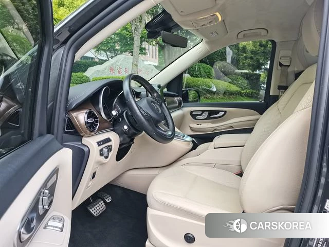Mercedes-Benz V-class id 4275491 из Китая 8
