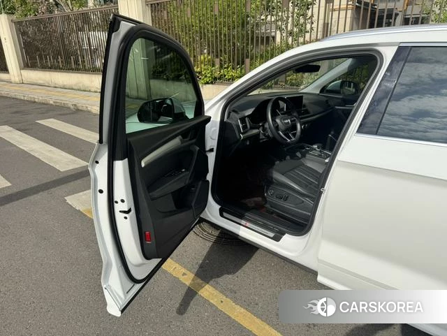 Audi Q5L id 4218184 из Китая 8