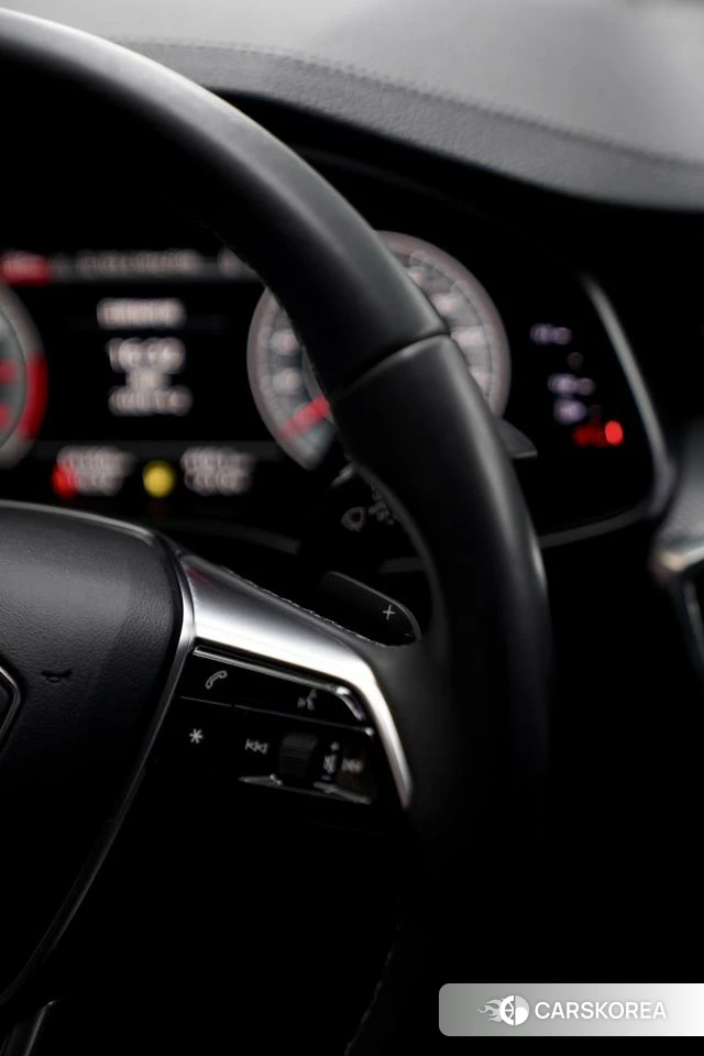 Audi A6L id 4353324 из Китая 8